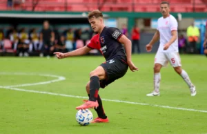 Newell's perdió con Barracas Central en cancha de Arsenal.