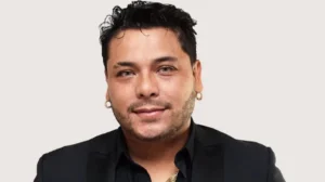 Uriel Lozano llega a Rosario.