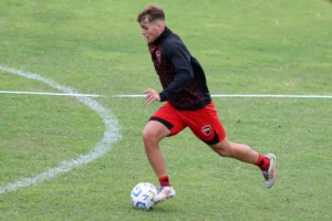 Newell's visita a Estudiantes en La Plata.
