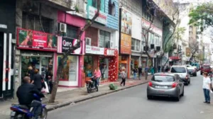 Calle San Luis trabaja normal durante el paro general.