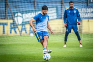 Rosario Central juega ante San Lorenzo por la fecha 15.
