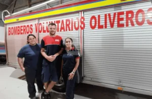 Bombero voluntario salva a un bebé en Oliveros.