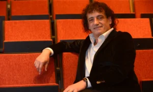 Murió el director Ángel Mahler.