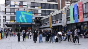 Se demora la Feria del Libro 2025.