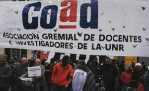 Docentes universitarios vuelven al paro la semana que viene.