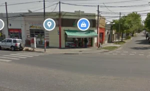 Dos detenidos en Barrio Belgrano por andar en una moto robada.