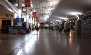 Proponen mejorar los accesos en la Terminal Mariano Moreno.