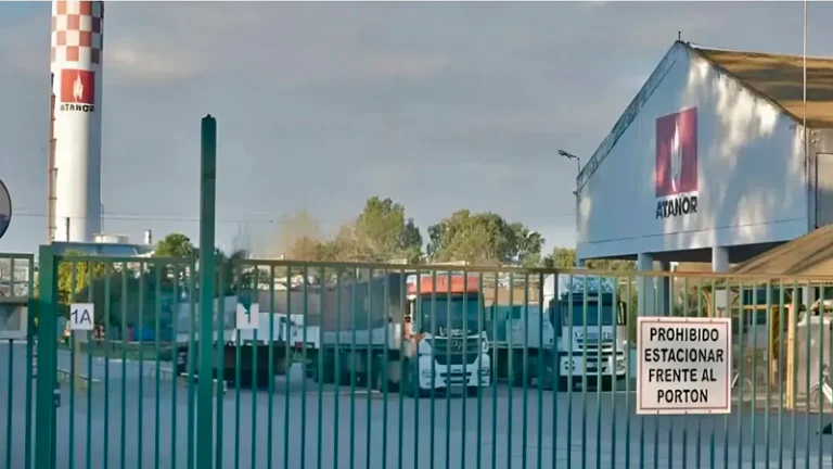 Investigan a la planta de Atanor en San Nicolás.