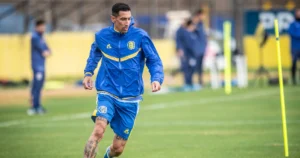 Rosario Central juega ante Godoy Cruz en el Gigante de Arroyito.
