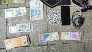 Dos detenidos en Zona Oeste por venta de drogas.