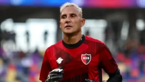 Keylor Navas jugará en Pumas.