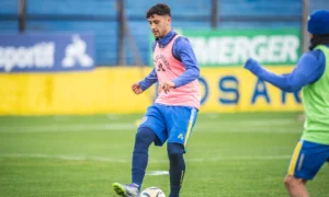 Rosario Central juega ante San Martín de San Juan.