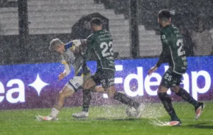 Central - Sarmiento fue suspendido por las lluvias.