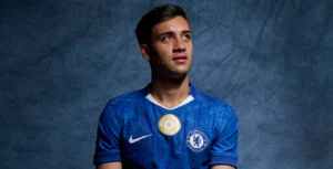 Facundo Buonanotte llega al Chelsea.