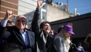 Milei cierra su campaña en Moreno.