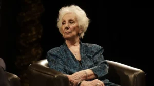 Internaron a Estela de Carlotto.