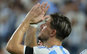 Argentina derrotó a Venezuela por 1-0.