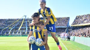 Rosario Central juega ante Vélez por la fecha 12.