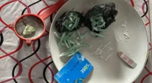 Tres detenidos por venta de drogas en Villa Constitución.
