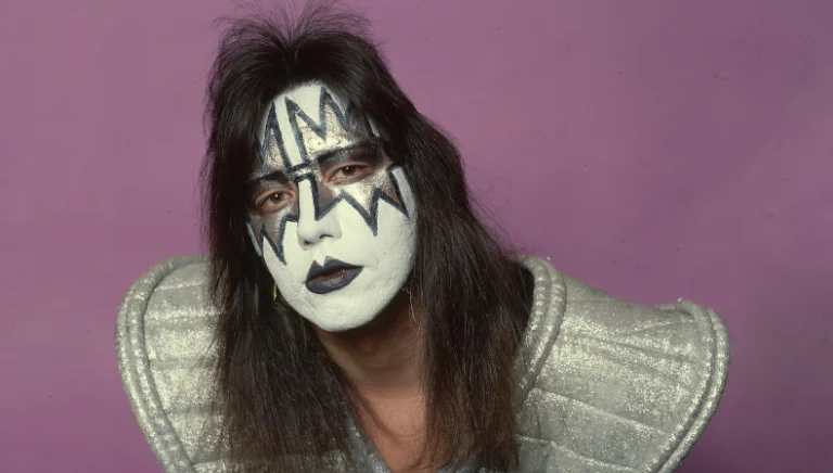 Murió el ex guitarrista y fundador de Kiss, Ace Frehley.