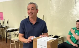 Pablo Javkin votó y resaltó la utilidad de la Boleta Única.