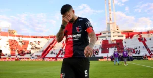Newell's le ganó a Huracán por 2-0