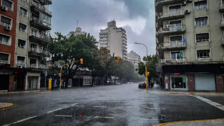 Alerta amarillo vigente para el sur de Santa Fe.