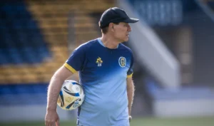 Central juega ante Estudiantes por los octavos de final
