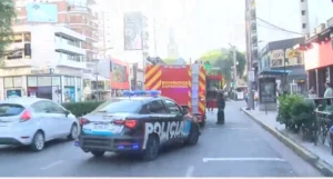 Incendio en una hamburguesería de Avenida Pellegrini