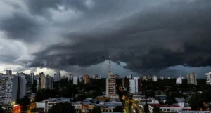 Rige un alerta amarillo para Rosario y la región desde el domingo en la madrugada