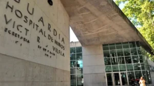 Nena de 4 años hallada con signos de maltrato en Zona Sur