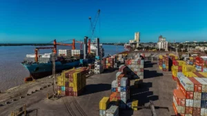 El puerto de Rosario registró un récord de producción en 2025