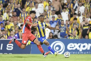 Central perdió 2-1 ante Belgrano en el debut del Torneo Apertura