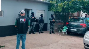 Operativo policial en barrio Empalme Graneros