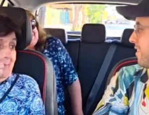 Joven finge ser chofer de Uber para sorprender a su familia