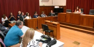 Ilustración sobre el nuevo sistema de juicio por jurados en Rosario