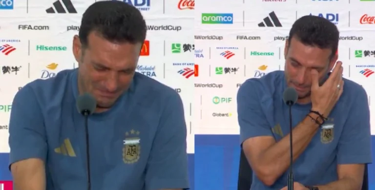 Lionel Scaloni emocionado en la conferencia de prensa