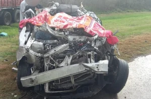 Patrulleros y vehículos de emergencia en un choque sobre la autopista Rosario–Santa Fe