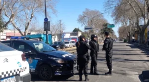 Misteriosa muerte de un hombre en plena calle en zona oeste