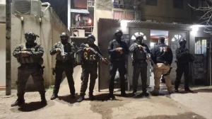 Operativo de la PDI por microtráfico en el Fonavi de Donado y Mendoza