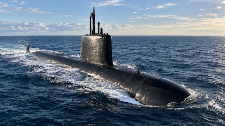 Argentina activa un plan histórico para adquirir tres submarinos
