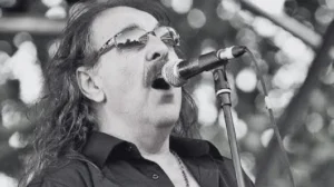 Murió Saúl Blanch
