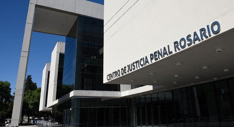 Villa Gobernador Gálvez: dos agentes de la PDI presos por realizar un allanamiento trucho y perpetrar un robo