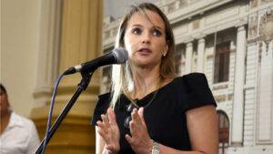 Luciana De León pide taser parra La Rioja