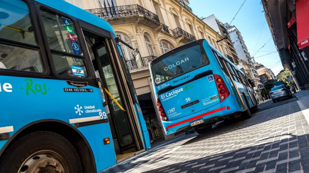 La Municipalidad se multó y multó a Rosario Bus