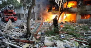 Homenaje en Rosario a las víctimas de la tragedia de Salta 2141