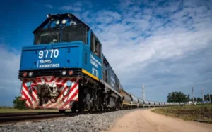 Adorni anunció la privatización de Belgrano Cargas