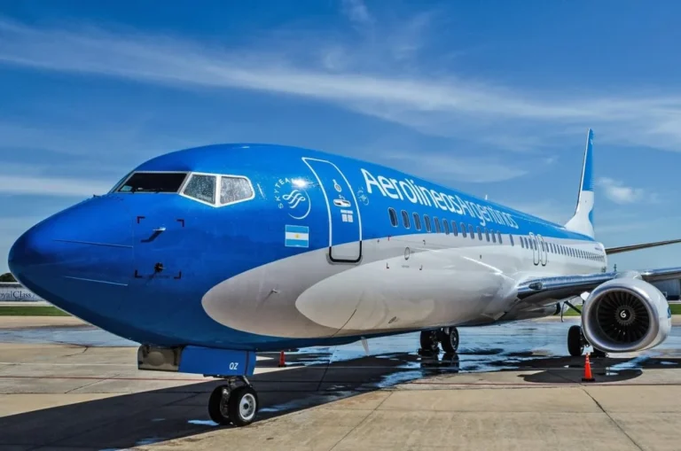 Aerolíneas Argentina lanzó descuentos y cuotas sin interés