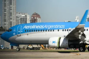 Aeronáuticos levantaron el paro de Semana Santa