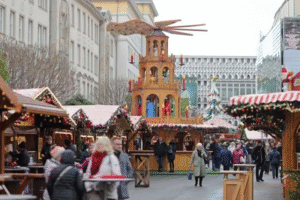 Alemania: aumentaron seguridad en mercados navideños por miedo a atentados.